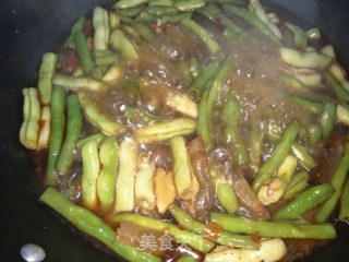 腊肉焖豇豆角的做法步骤：6