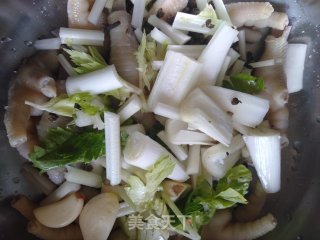 风味麻辣鸡爪的做法步骤：10