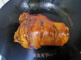 红焖肘子的做法步骤：4