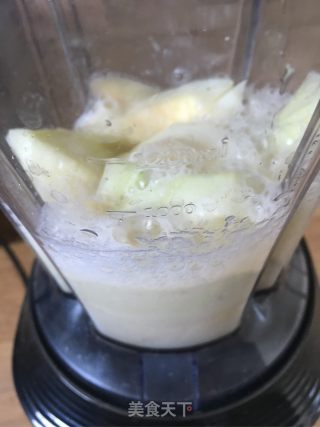 甜瓜奶昔的做法步骤：4