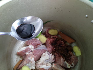 牛肉炖年糕的做法步骤：5