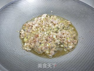 “ 肉食、荤菜 ”梅干菜肉馅饼的做法步骤：7