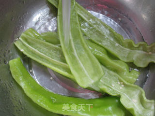 开洋炒青椒的做法步骤：2