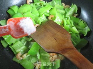 开洋炒青椒的做法步骤：5