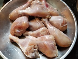 南乳鸡腿的做法步骤：1