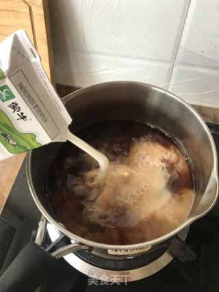 焦糖奶茶的做法步骤：4