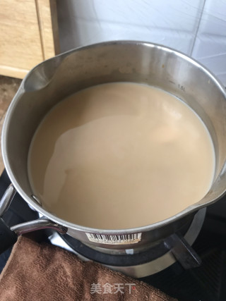 焦糖奶茶的做法步骤：5