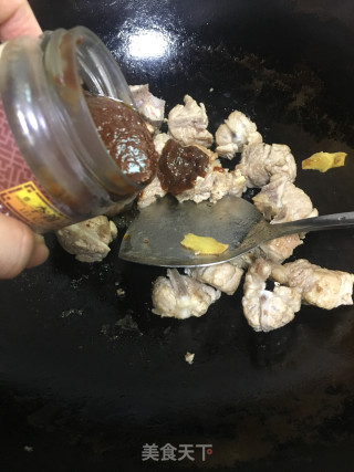 凉瓜焖排骨的做法步骤：7