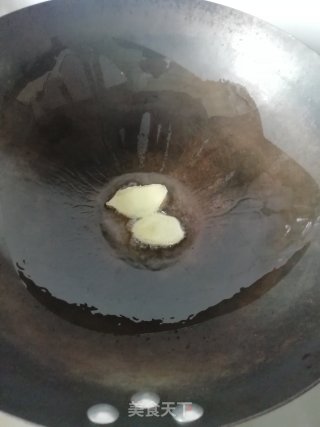 一锅鲜&鲫鱼豆腐汤的做法步骤：2