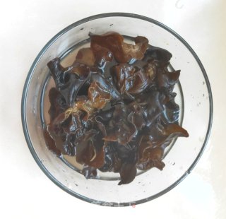 三鲜水饺的做法步骤：2