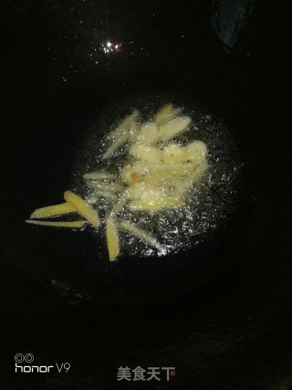 鸡肉炒苦瓜的做法步骤：3