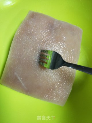 梅菜扣肉的做法步骤：7