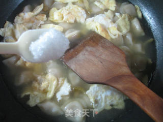 榨菜丝鸡蛋迷迷饺的做法步骤：7