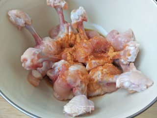 奥尔良脱骨翅根的做法步骤：4