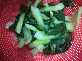 青菜拌香菇的做法步骤：7