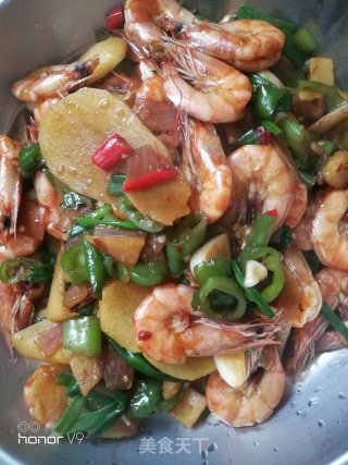 荤菜………香辣虾的做法步骤：11