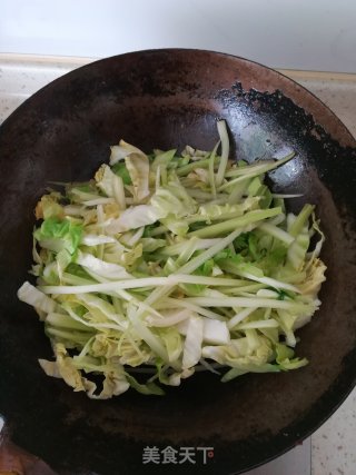 炒时蔬的做法步骤：3