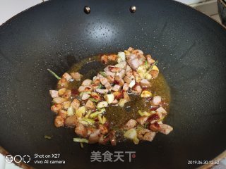 香肠焖茄子的做法步骤：3