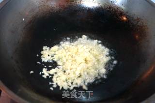 金蒜蒸丝瓜的做法步骤：5