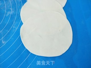 梅干菜鸡蛋馅盒子的做法步骤：6