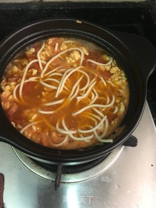 番茄鸡蛋面的做法步骤：12