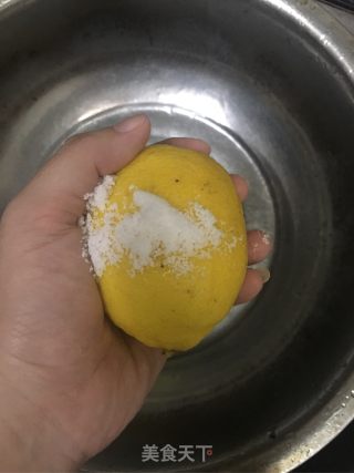 柠檬可乐的做法步骤：2