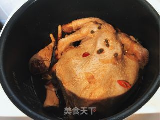 电饭煲整鸡的做法步骤：6