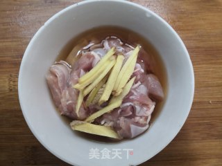 西兰花鸡肉糕的做法步骤：3