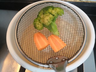 西兰花鸡肉糕的做法步骤：5