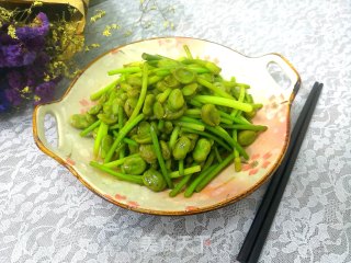 蒜苗蚕豆的做法步骤：12
