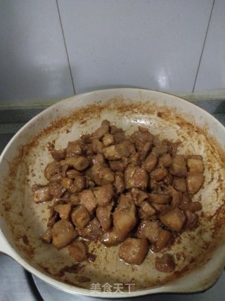 家常简易烧五花肉的做法步骤：11