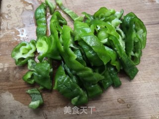 红烧带鱼的做法步骤：2