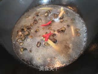红烧螺蛳的做法步骤：7