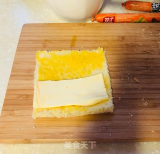 爆浆火腿吐司巻的做法步骤：6