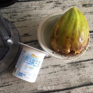 无花果奶昔的做法步骤：1