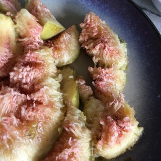 无花果奶昔的做法步骤：2