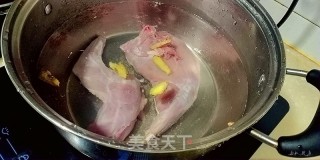 姜汁兔腿的做法步骤：3