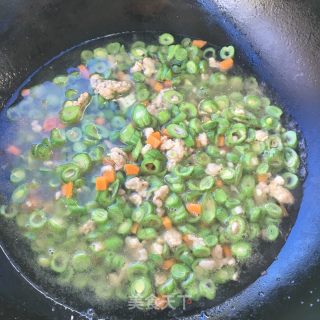 肉末花芸豆丁的做法步骤：9