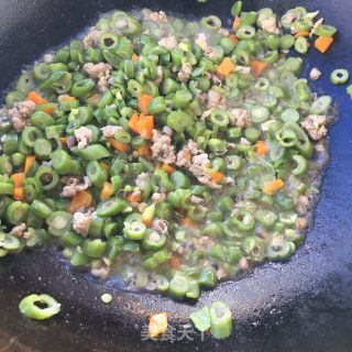 肉末花芸豆丁的做法步骤：10
