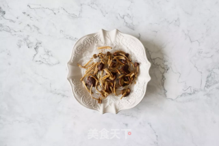 粉丝蒸丝瓜的做法步骤：2