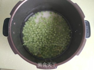 豌豆米饭的做法步骤：3