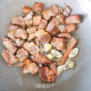 西红柿炖牛腩的做法步骤：4