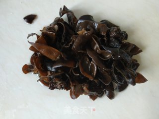 木耳拌苦瓜的做法步骤：6