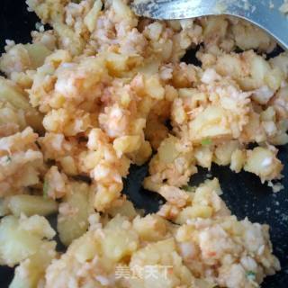 虾仁土豆泥的做法步骤：3
