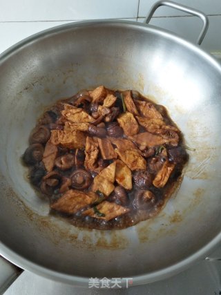 蚝油香菇烧豆腐的做法步骤：7
