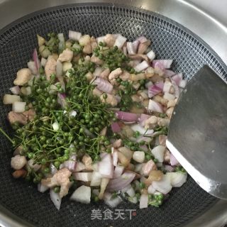 藤椒肉丁酱的做法步骤：13