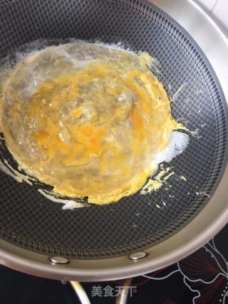 藤椒酱蒜蓉肠手抓饼的做法步骤：11