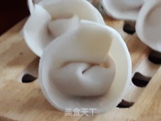 鸡肉金针菇馄饨的做法步骤：7