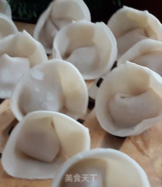 鸡肉金针菇馄饨的做法步骤：8