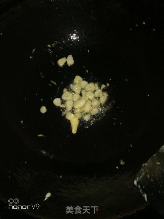 芦笋炒鸡蛋的做法步骤：5